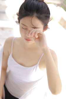 应招男郎